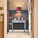 Poole Brae - Ridgestone *