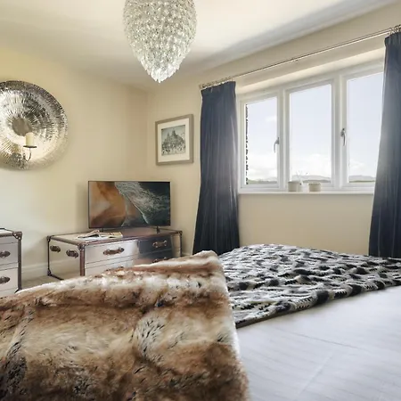 Poole Brae - Ridgestone